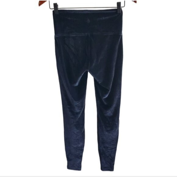 Lululemon Wunder Lounge High-Rise Black Velvet Tight Size 6 - Picture 2 of 7